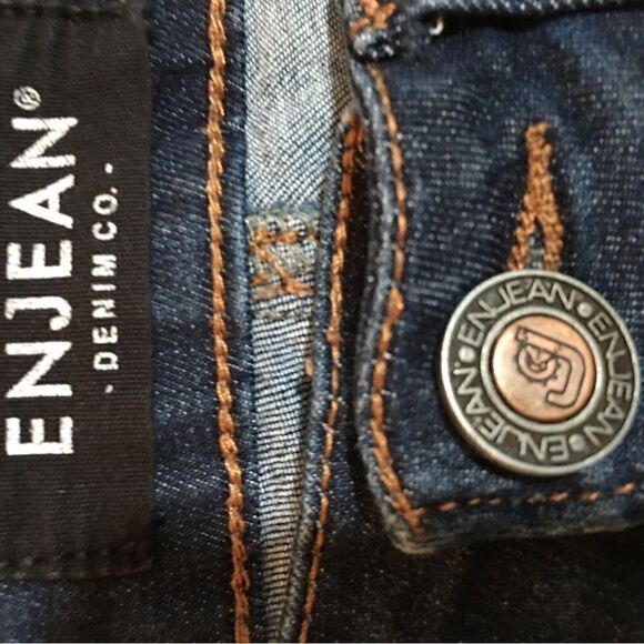 ENJEANS DENIM COMPANY! Distressed Darkwash Skinny - Picture 8 of 9